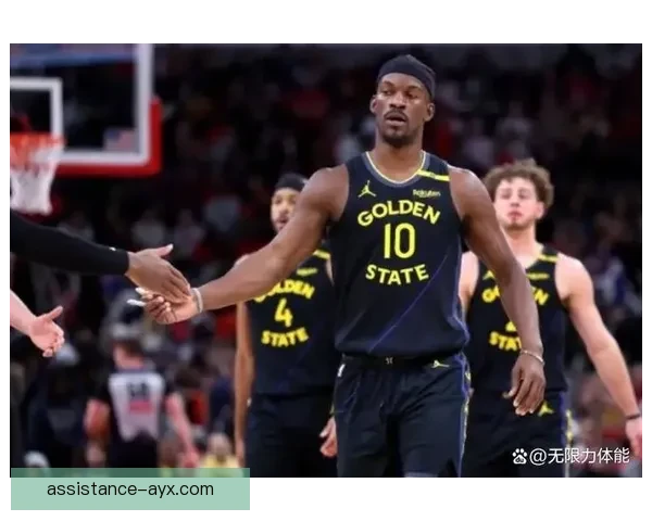 NBA球员伤病报告更新:多位明星缺席季后赛激战,球队战术调整成焦点 NBA球员伤病报告更新:多位明星缺席季后赛激战,球队战术调整成焦点
