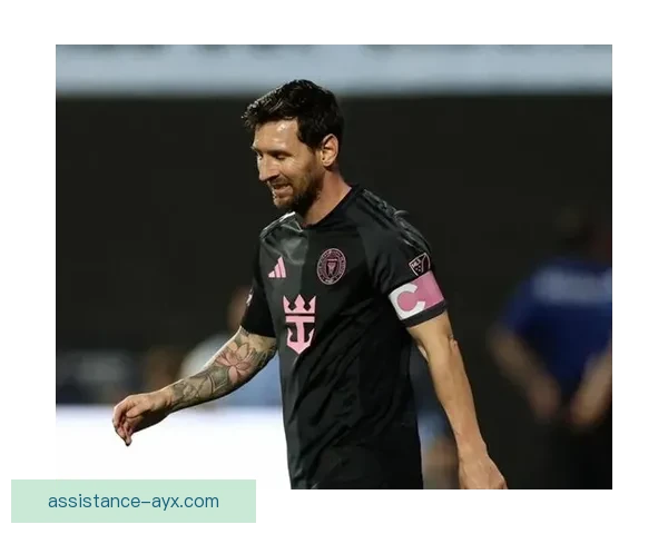 世界足坛焦点：梅西复出助力球队逆袭，英超争冠形势愈加紧张