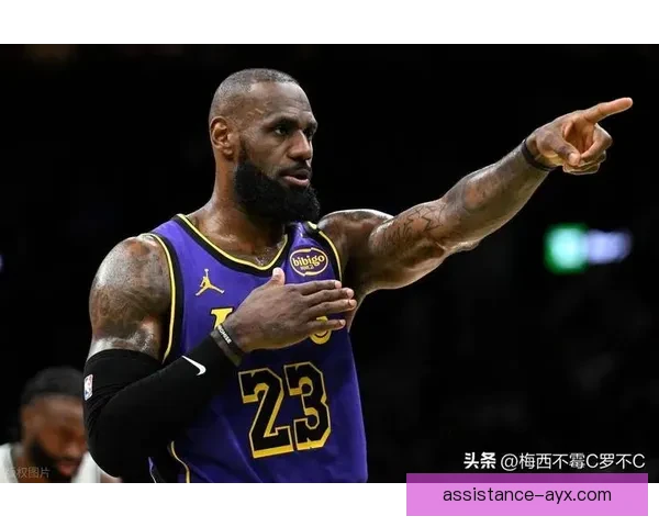湖人队关键胜利背后詹姆斯统治表现引发全联盟关注